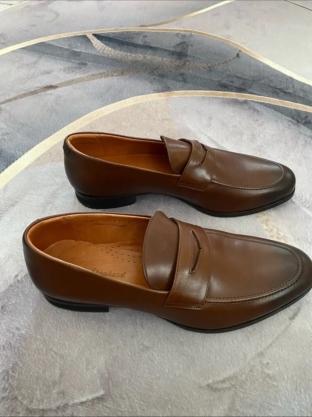 Wolf & Shepherd leather upper loafer men’s size 12.5